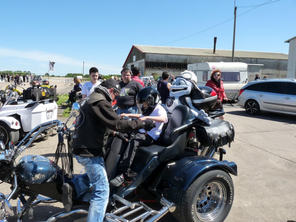 2013 mai simon motorcycle day 40