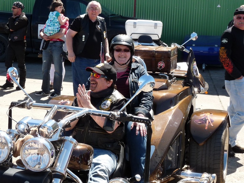 2013_mai_simon_motorcycle_day_53.JPG