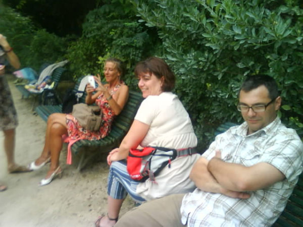 2011_juillet_parc_monceau_sandrine_family_17.JPG