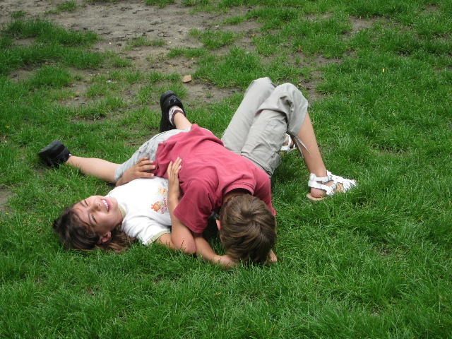 2011_juillet_parc_monceau_sandrine_family_32.JPG