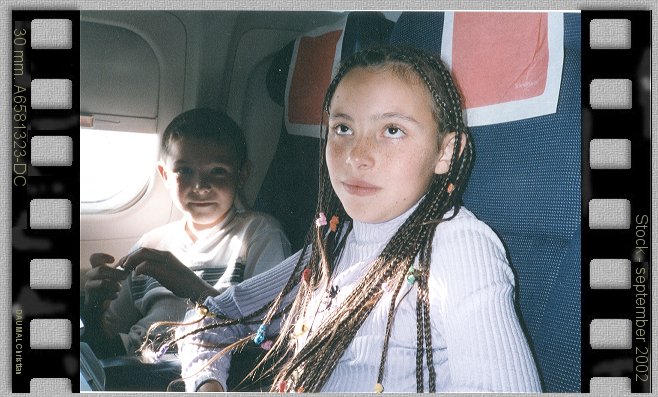 Adrien et Gaelle dans l'avion