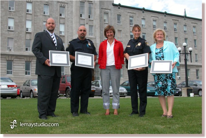 Remise des  plaques